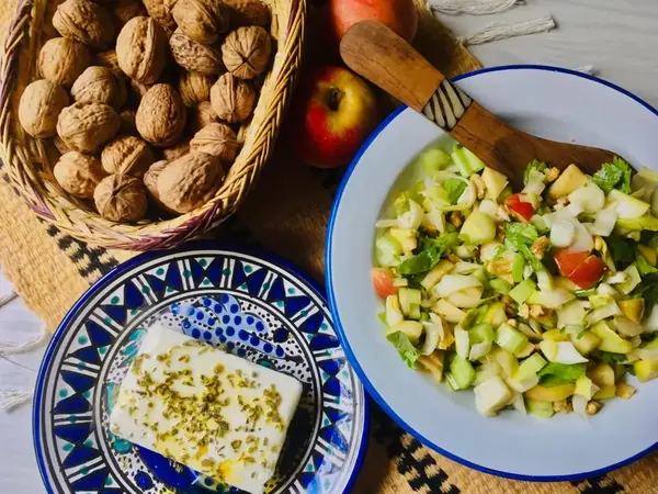 Salade d'endives, pommes et noix